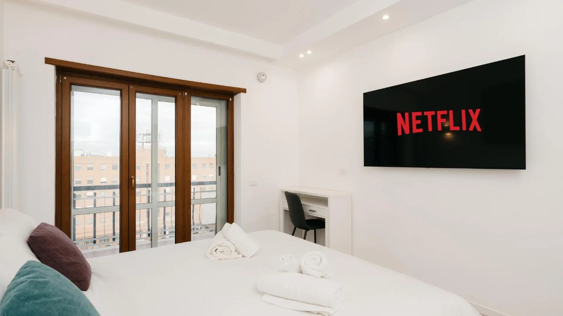 Tuscolanum Apartment Rome 0*,